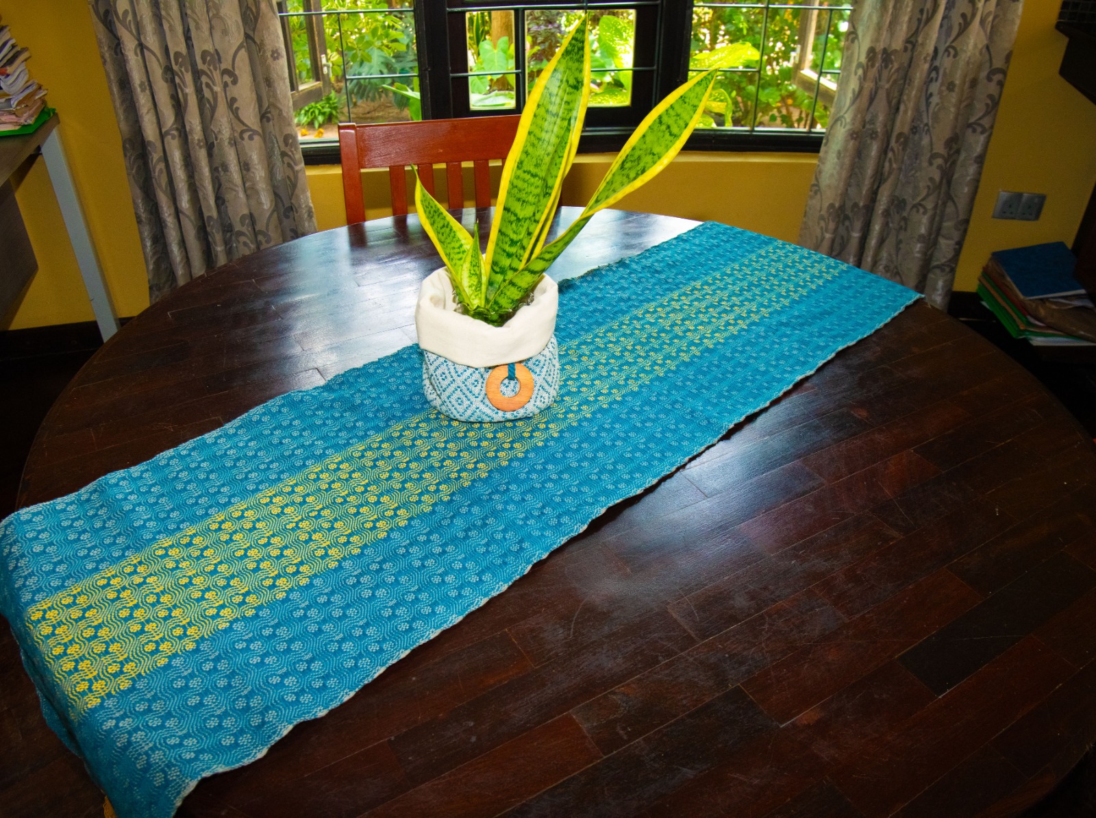 Table runner